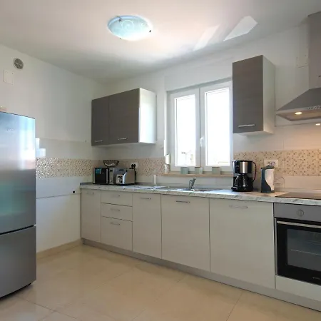 Dolce Apartman Zambratija (Istria)